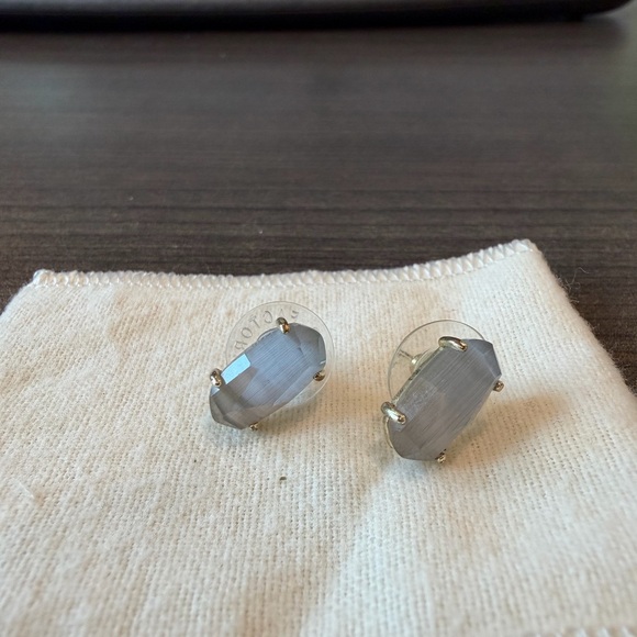 Kendra Scott Jewelry - Kendra Scott Gold Slate Cat’s Eye Studs